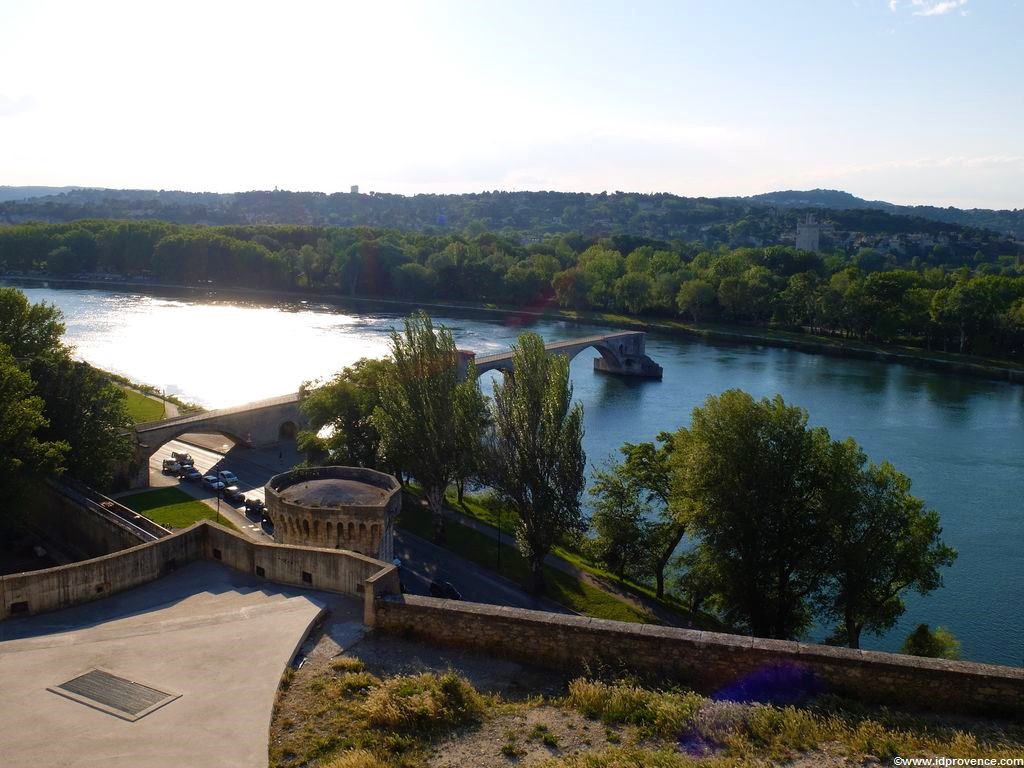 Sehenswürdigkeiten Avignon und Provenc - Die Brücke von Avignon