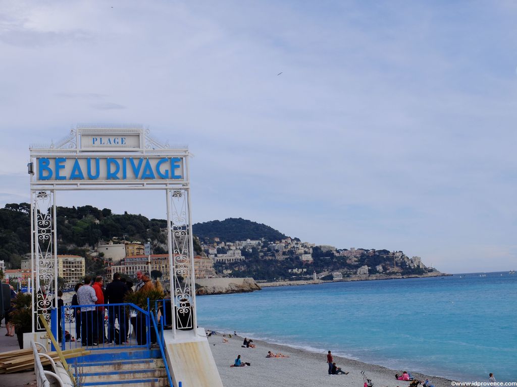 Privat Strand Beau Rivage in Nizza