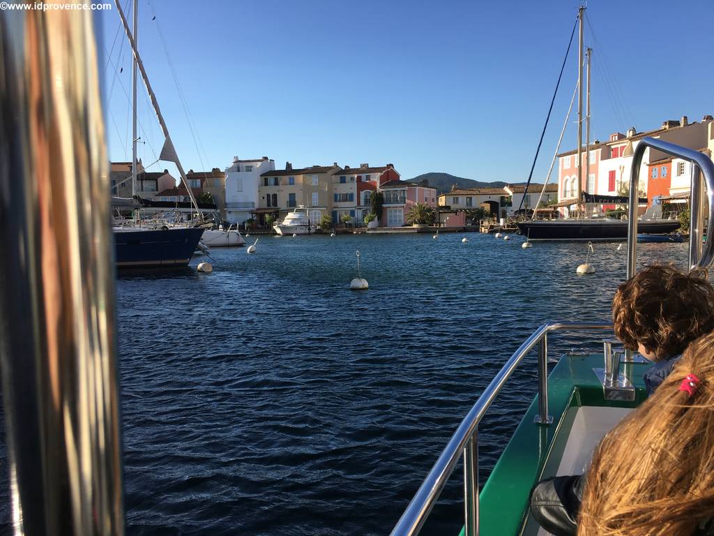 Port Grimaud, der künstliche Hafen in der Bucht von St Tropez