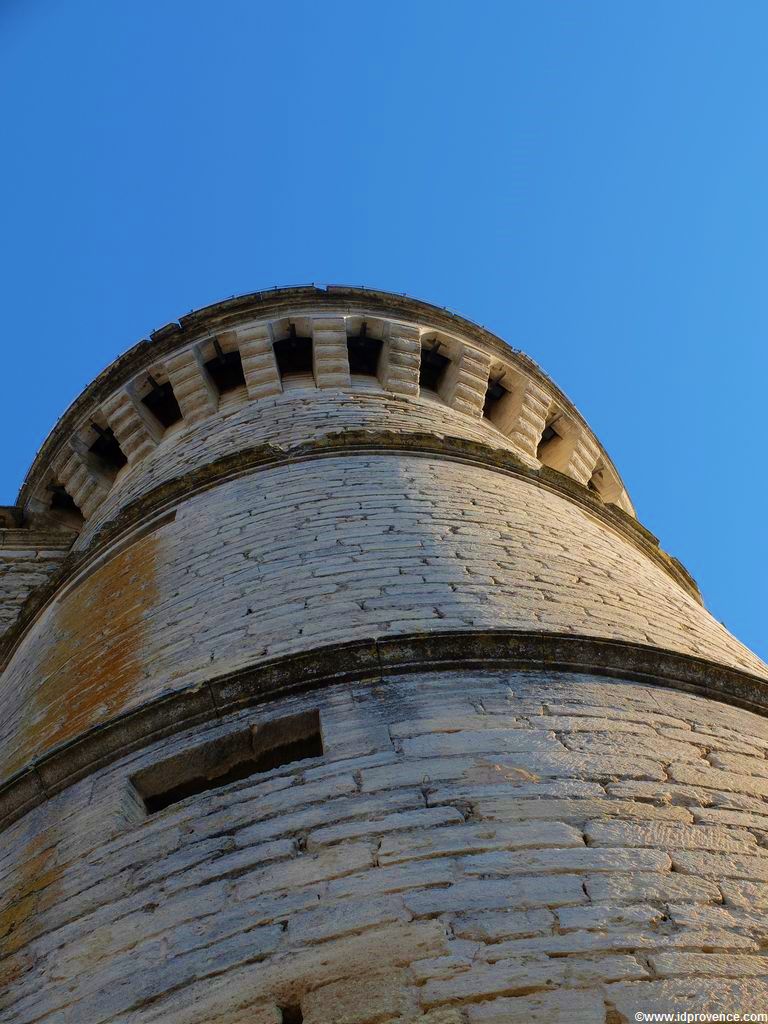 Gordes Frankreich in der Provence mit seinen Sehenswürdigkeiten