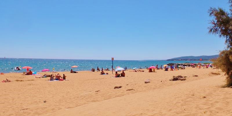 Strand Fréjus am Natur-und Freizeitpark “ François Léotard”