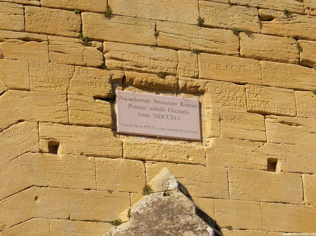 Das Aquädukt in Frankreich Pont du Gard -Sehenswürdigkeit in Südfrankreich