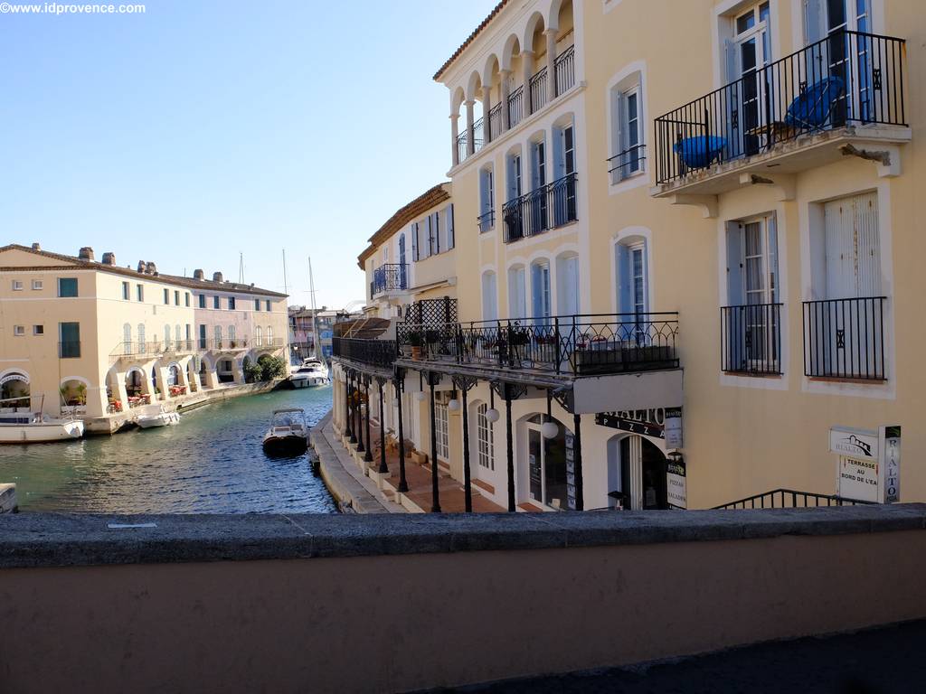 Port Grimaud, der künstliche Hafen in der Bucht von St Tropez