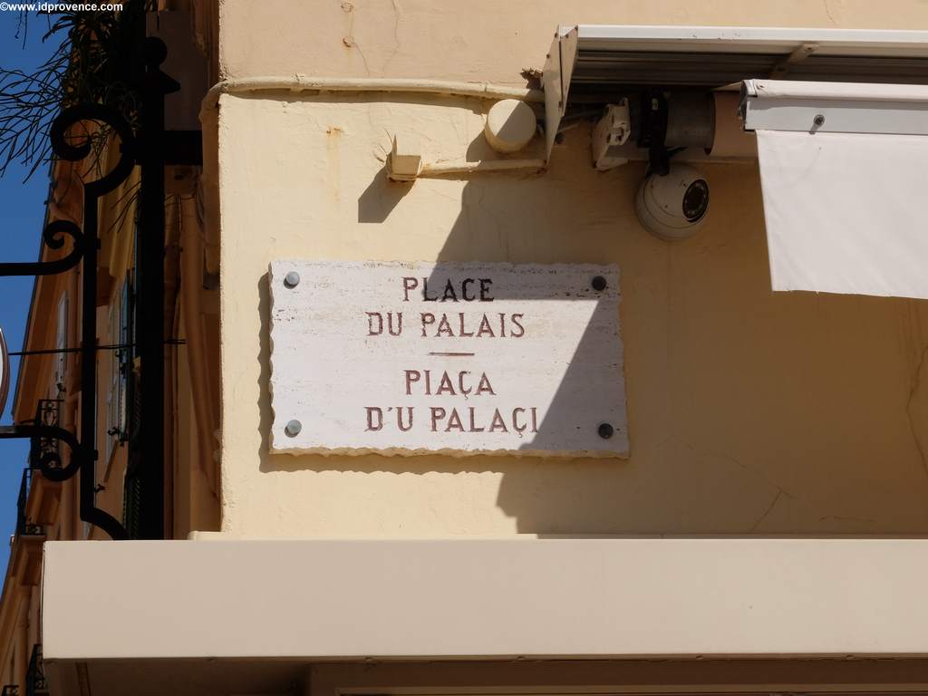 Strassenschild Palais Monaco
