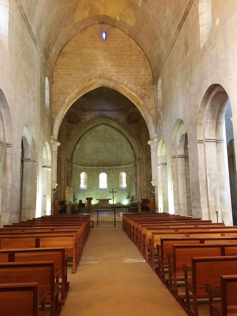 Provence Sehenswürdigkeit Kloster Sénanque