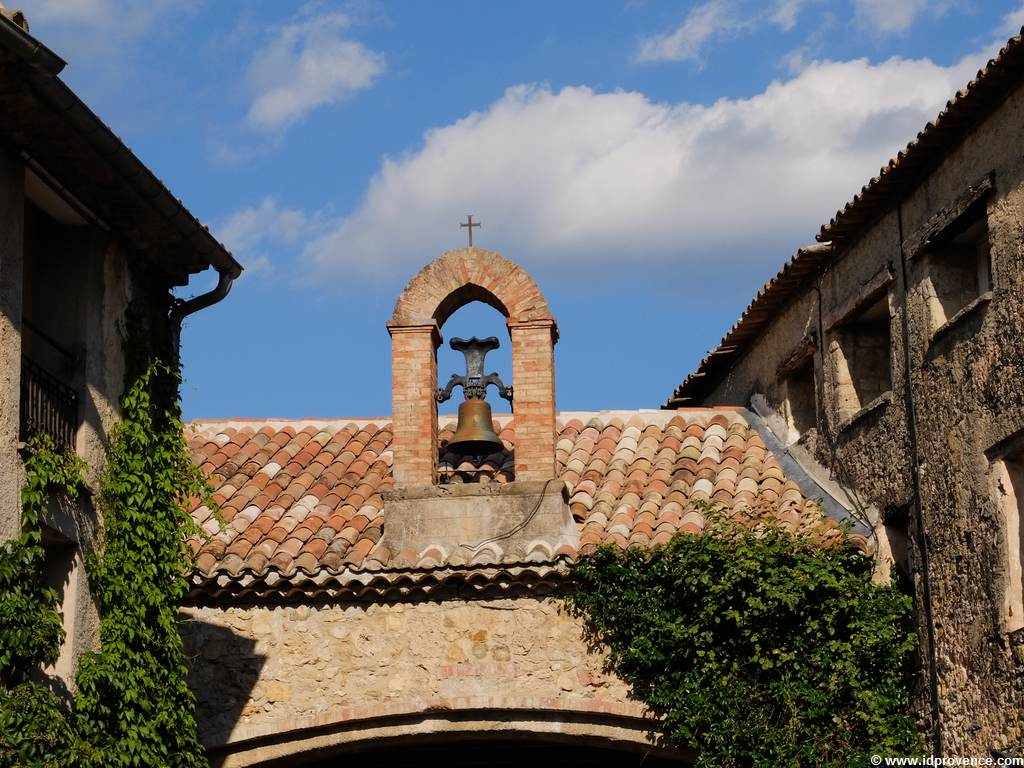 Provence Sehenswürdigkeit Tourtour auf 635 Höhenmetern