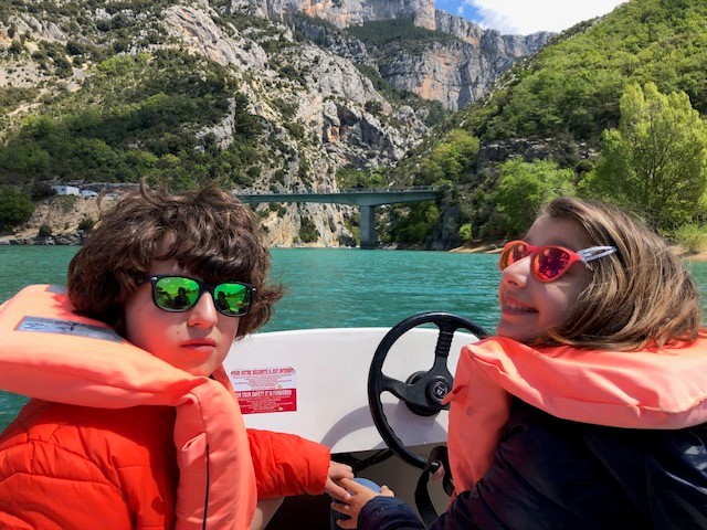 Schlucht von Verdon mit Kindern.