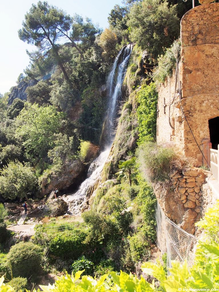 Der Park und die Grotten von Villecroze
Parc et grottes de Villecroze: Provence Sehenswürdigkeiten im Departement VAR