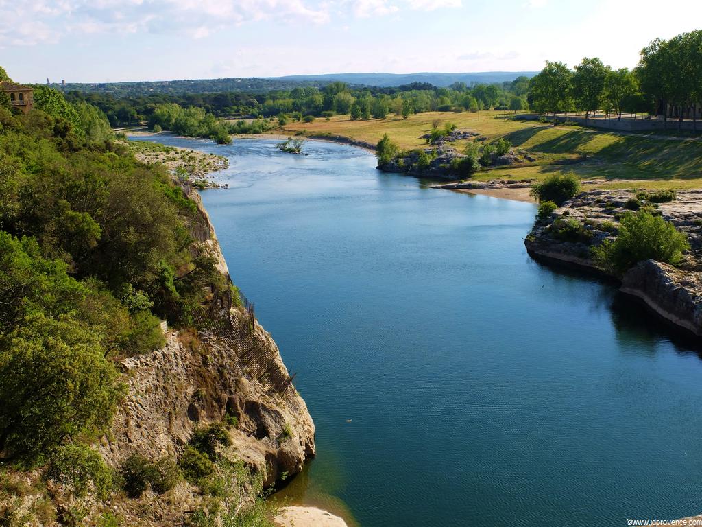 Das Aquädukt in Frankreich Pont du Gard -Sehenswürdigkeit in Südfrankreich